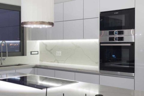 3 dormitorios Apartment en Limassol, Cyprus No. 44940 3