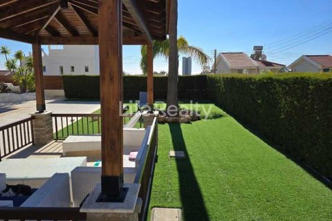 5 chambres Maisonnette à Parekklisia, Cyprus No. 73191 9