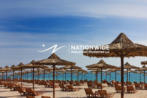 2 bedrooms Apartment in Abu Dhabi, UAE No. 121185