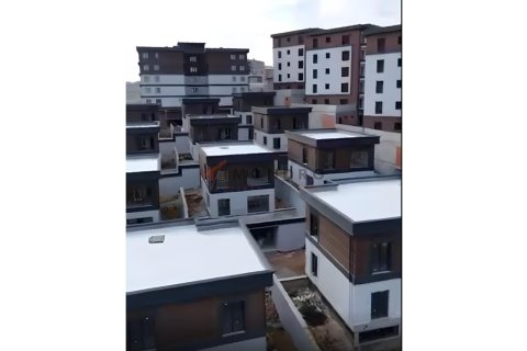 5 bedrooms Villa in Basaksehir, Turkey No. 122704