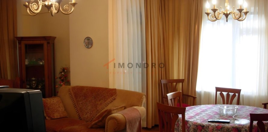 3 dormitorios Apartment en Besiktas, Turkey No. 128091