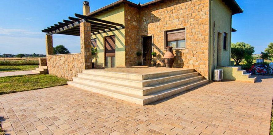 3 bedrooms House in Epanomi, Greece No. 58026