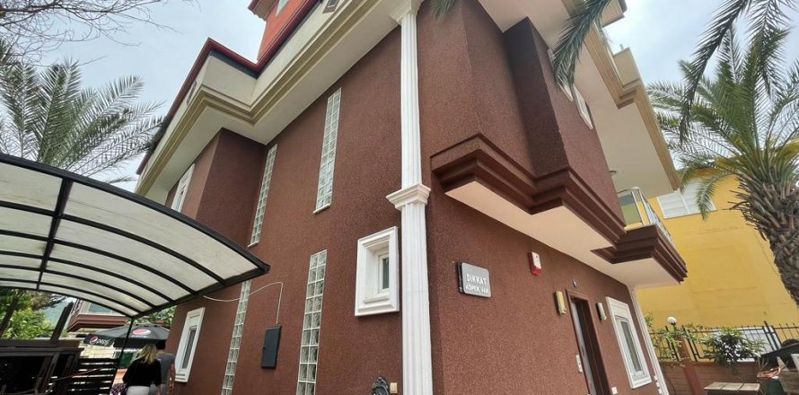 6 rooms Villa in Oba, Turkey No. 21352