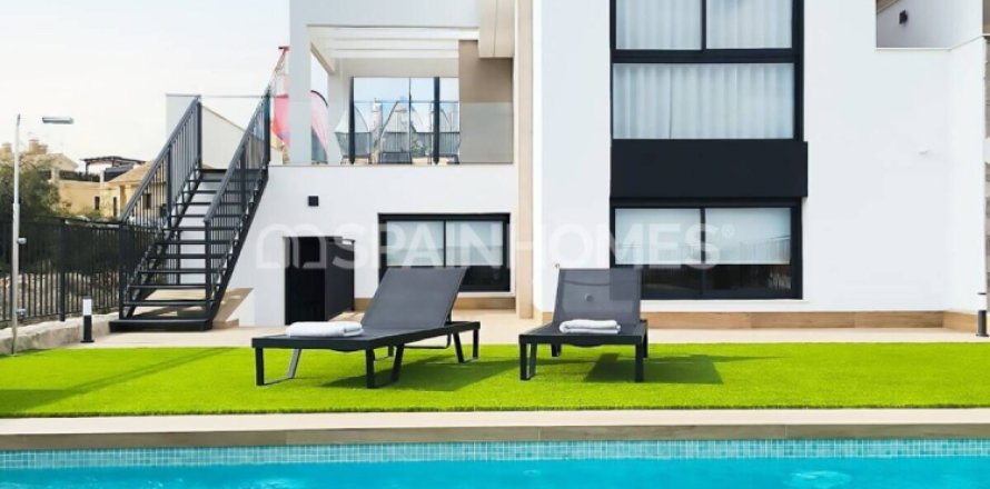 3 bedrooms Villa in Algorfa, Spain No. 88549