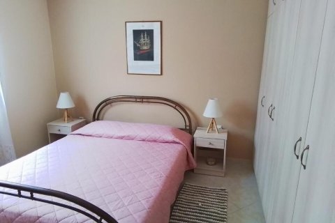 2 bedrooms House in Polygyros, Greece No. 109042 17