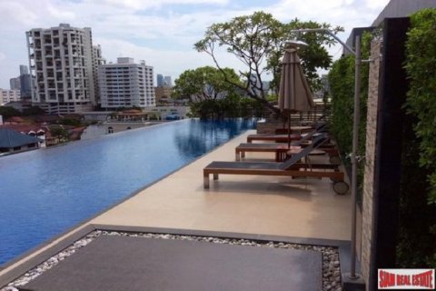 3 bedrooms Apartment in Bangkok, Thailand No. 96838 1