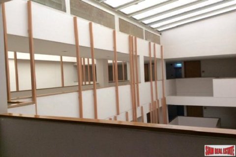 3 bedrooms Apartment in Bangkok, Thailand No. 96838 14