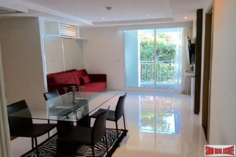 3 bedrooms Apartment in Bangkok, Thailand No. 96838 2