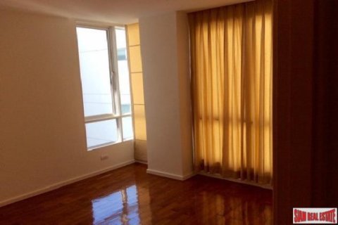 3 bedrooms Apartment in Bangkok, Thailand No. 96838 10
