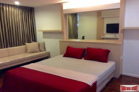 3 bedrooms Apartment in Bangkok, Thailand No. 96838 6