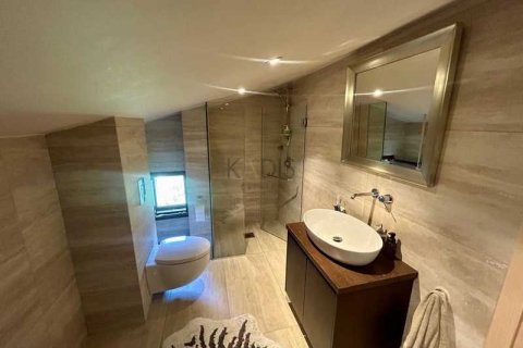 5 dormitorios Villa en Aradippou, Cyprus No. 80751 15