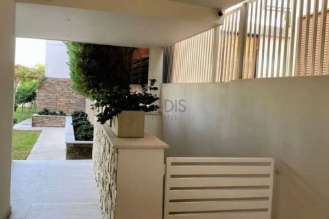 5 dormitorios Villa en Aradippou, Cyprus No. 80751 8