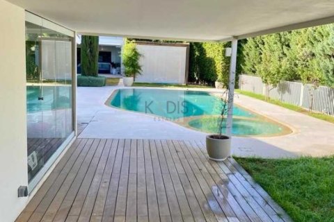 5 dormitorios Villa en Aradippou, Cyprus No. 80751 2