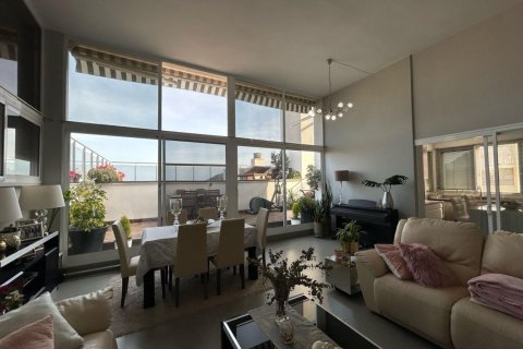3 bedrooms Penthouse in Long Dinh, Vietnam No. 92228 7