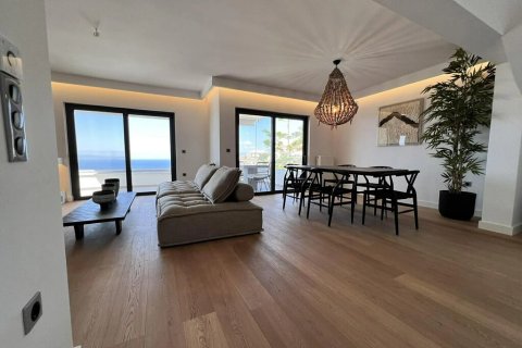 3 bedrooms Maisonette in Voula, Greece No. 108245 3