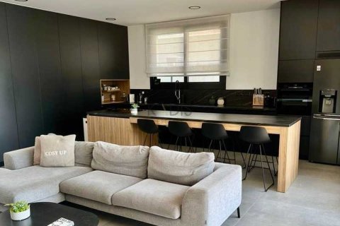 5 bedrooms Villa in Germasogeia, Cyprus No. 76792 9