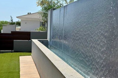 5 bedrooms Villa in Germasogeia, Cyprus No. 76792 14