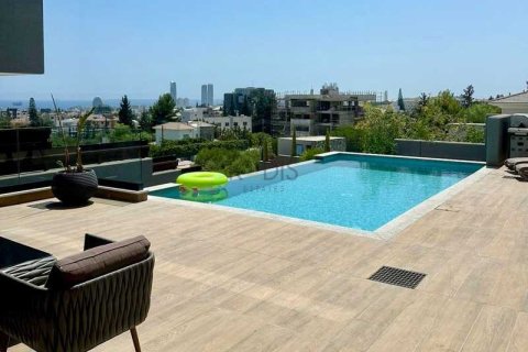 5 bedrooms Villa in Germasogeia, Cyprus No. 76792 3