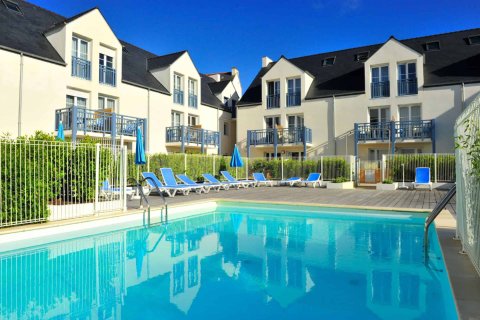 65m² Apartment in Audierne, France No. 69437 2