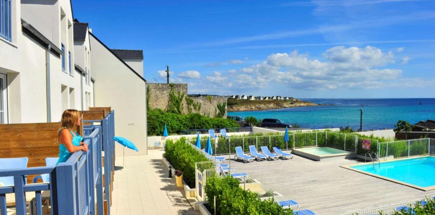 Studio Apartment in Audierne, France No. 69437