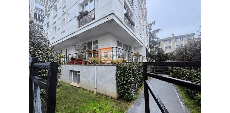 1 bedroom Apartment in Besiktas, Turkey No. 124310