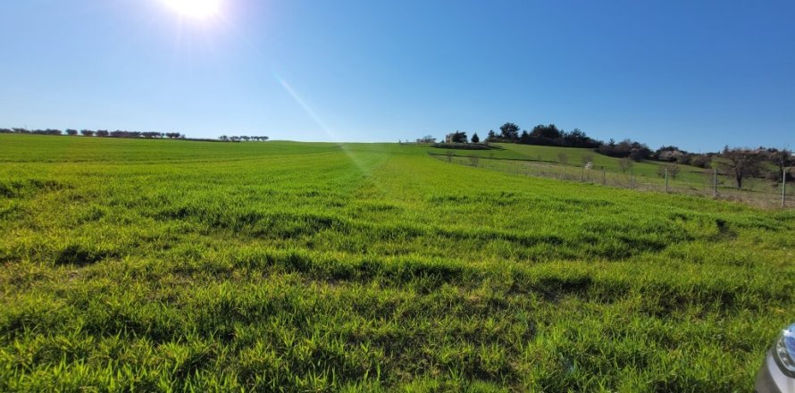 5500m² Land in Thessaloniki, Greece No. 108309