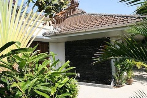 3 bedrooms Villa in Kathu, Thailand No. 96741 6