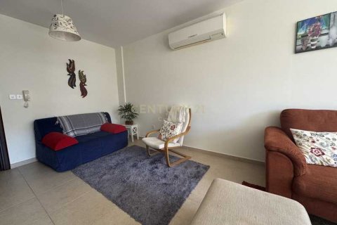 3 bedrooms Apartment in Germasogeia, Cyprus No. 79059 3