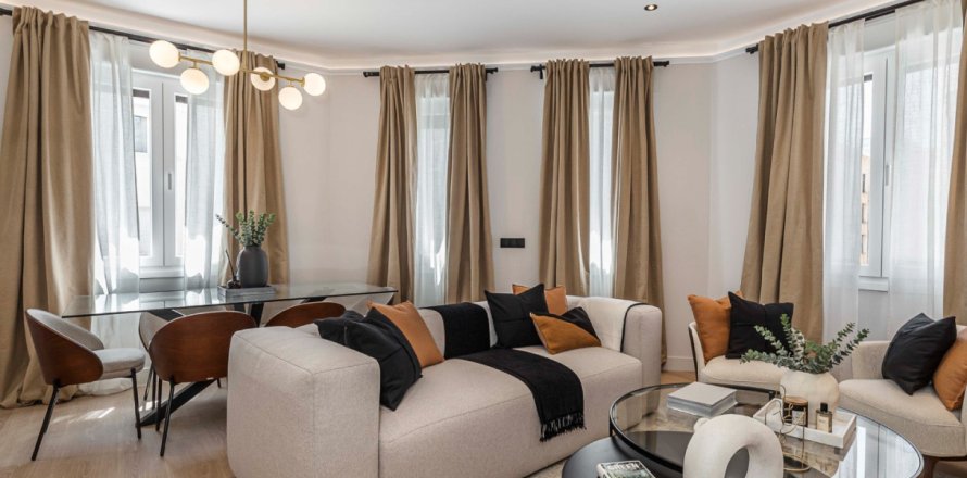3 chambres Appartement à Madrid, Spain No. 89997