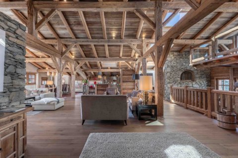 6 bedrooms House in Megeve, France No. 99866 3