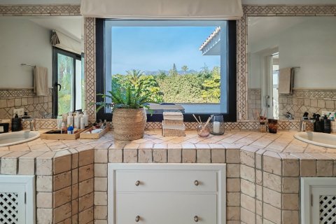 4 dormitorios Villa en Tan Xuan, Vietnam No. 27325 13