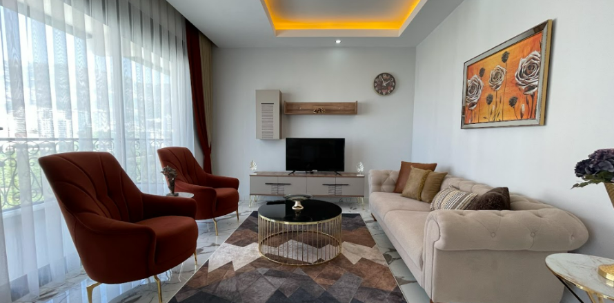 3 rooms Appartement à Mahmutlar, Turkey No. 21797