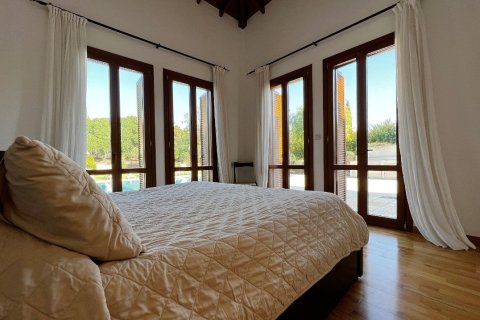 3 bedrooms House in Paphos, Cyprus No. 37274 6