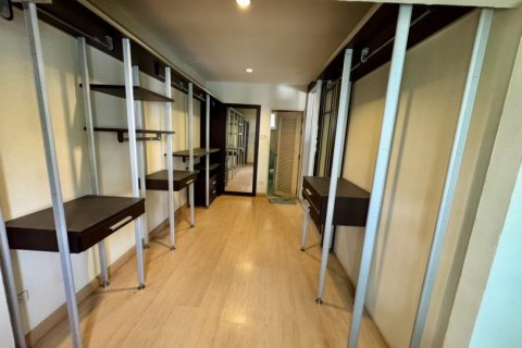 3 bedrooms Townhouse in Bangkok, Thailand No. 96996 27