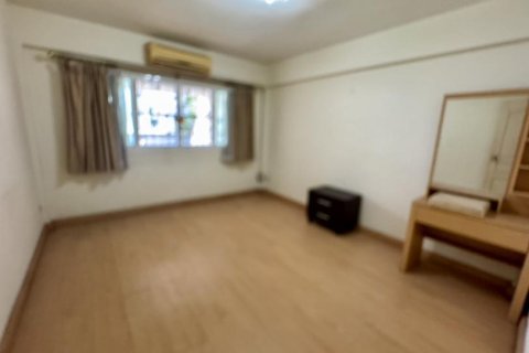 3 bedrooms Townhouse in Bangkok, Thailand No. 96996 16