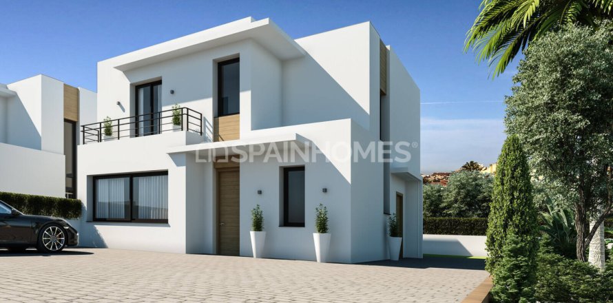 3 bedrooms Villa in Denia, Spain No. 109954