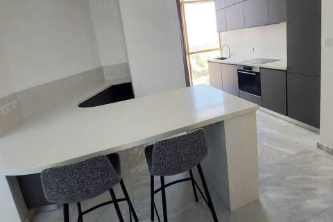 2 bedrooms Apartment in Nicosia, Cyprus No. 81809 3