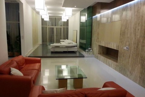 5 bedrooms Villa in Tala, Cyprus No. 37057 6