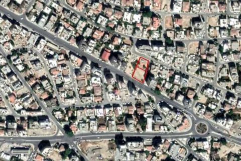 Commercial property en Aglantzia, Cyprus No. 81028 1
