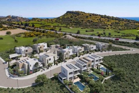 3 bedrooms House in Agios Tychonas, Cyprus No. 42679 3