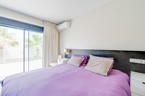 5 bedrooms Villa in Long Dinh, Vietnam No. 83749 24