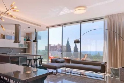 3 bedrooms Apartment in Agios Tychonas, Cyprus No. 77492 1