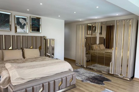 7 bedrooms Villa in Khanh Hoa, Vietnam No. 16393 2