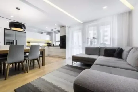 3 bedrooms Apartment in Limassol, Cyprus No. 34090 4