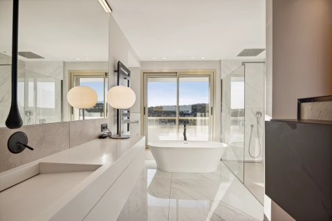 5 chambres Appartement à Villeneuve-Loubet, France No. 68713 10