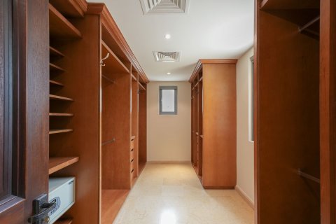 Таунхаус с 3 спальнями в Бавария Таун, Вьетнам №92999 5