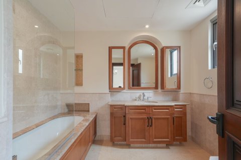 Таунхаус с 3 спальнями в Бавария Таун, Вьетнам №92999 17