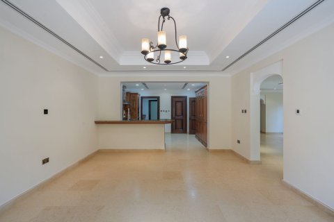 Таунхаус с 3 спальнями в Бавария Таун, Вьетнам №92999 7