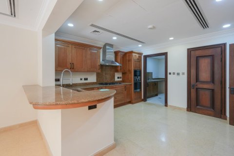 Таунхаус с 3 спальнями в Бавария Таун, Вьетнам №92999 3