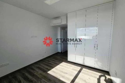 2 bedrooms Penthouse in Larnaca, Cyprus No. 83327 8